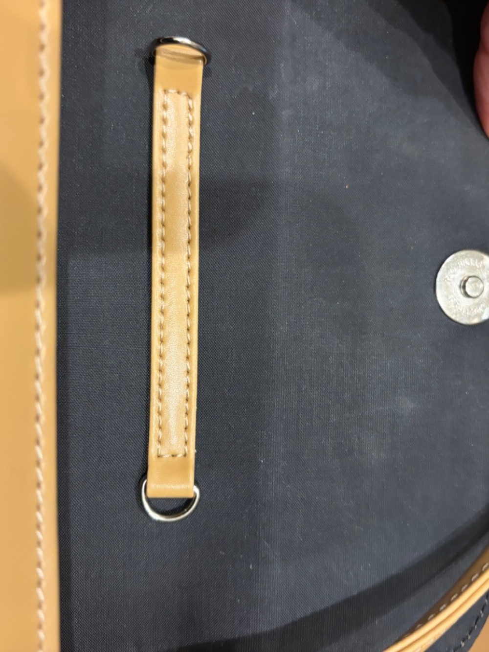 Handbag#embossedGucci - Picture 4 of 6